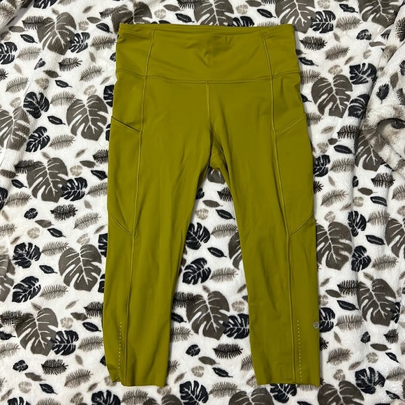 Lululemon Fast & Free Crop II *Nulux 19"